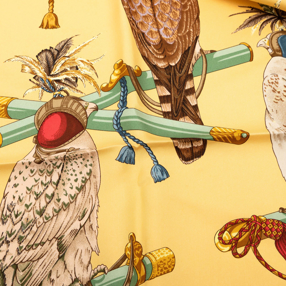 Pre-Loved Hermes Les Oiseaux du Roy Silk Scarf 90 - Picture 6 of 7